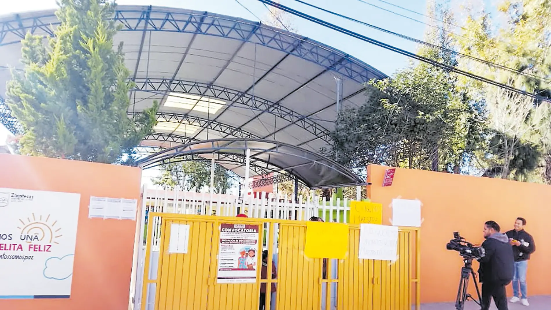 Exigen docente en jardín de niños